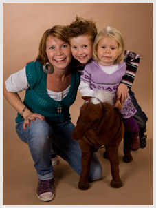 fam4